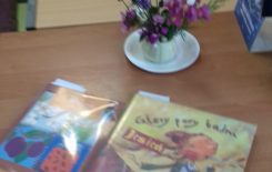 Więcej o: Jesienne zajęcia z przedszkolakami w Filii Bibliotecznej w Komornikach